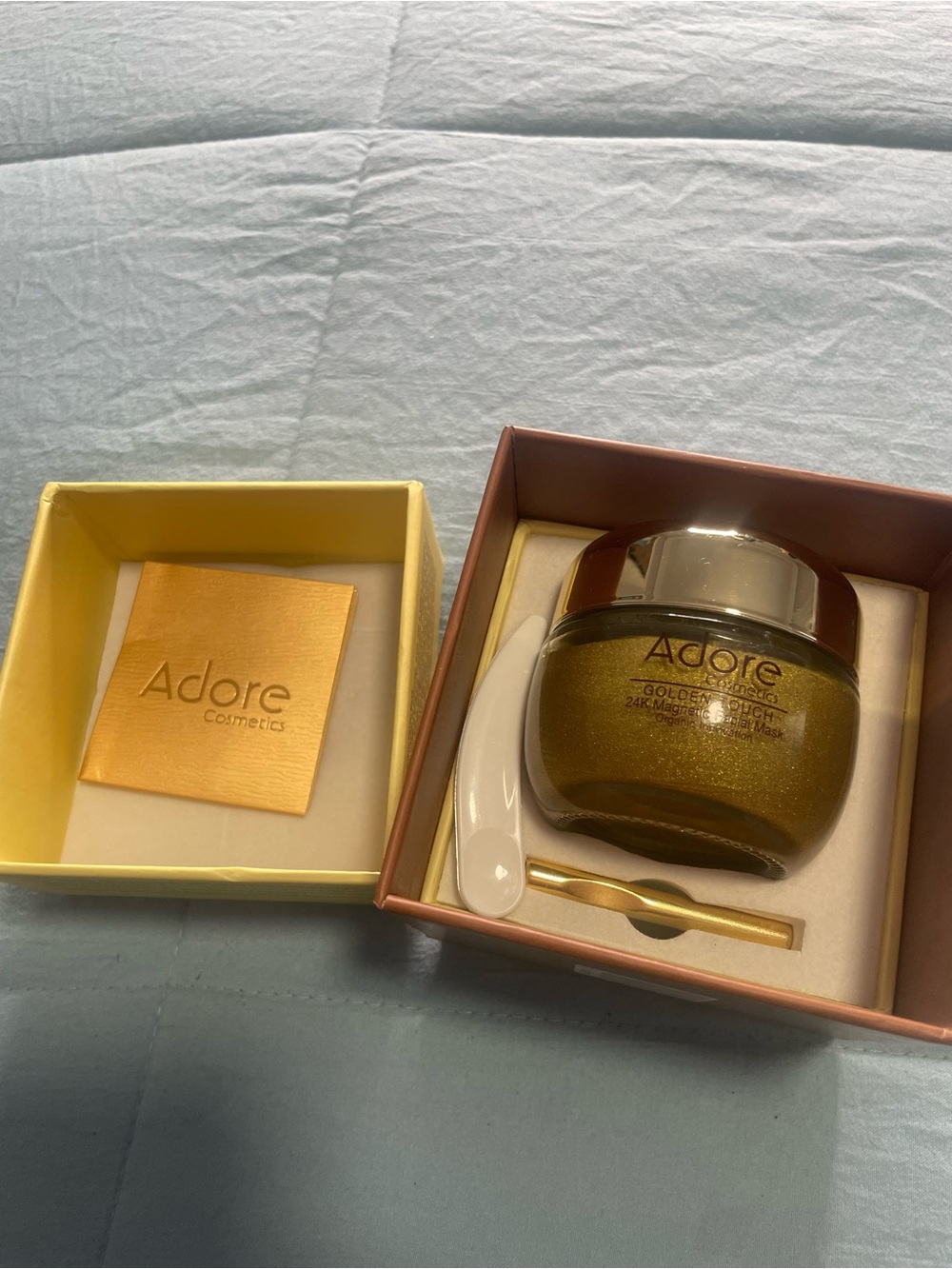 Adore Gold Shimmer 24K Face Moisturizer
